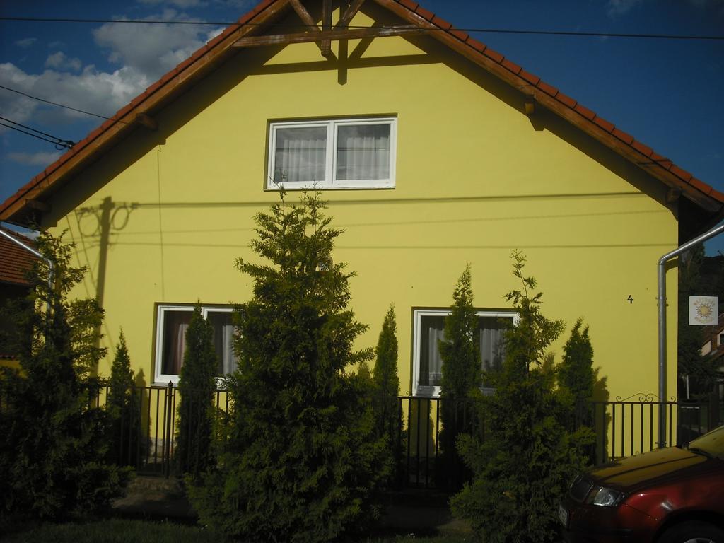 Napsugár Vendégház Szilvásvárad Exterior foto